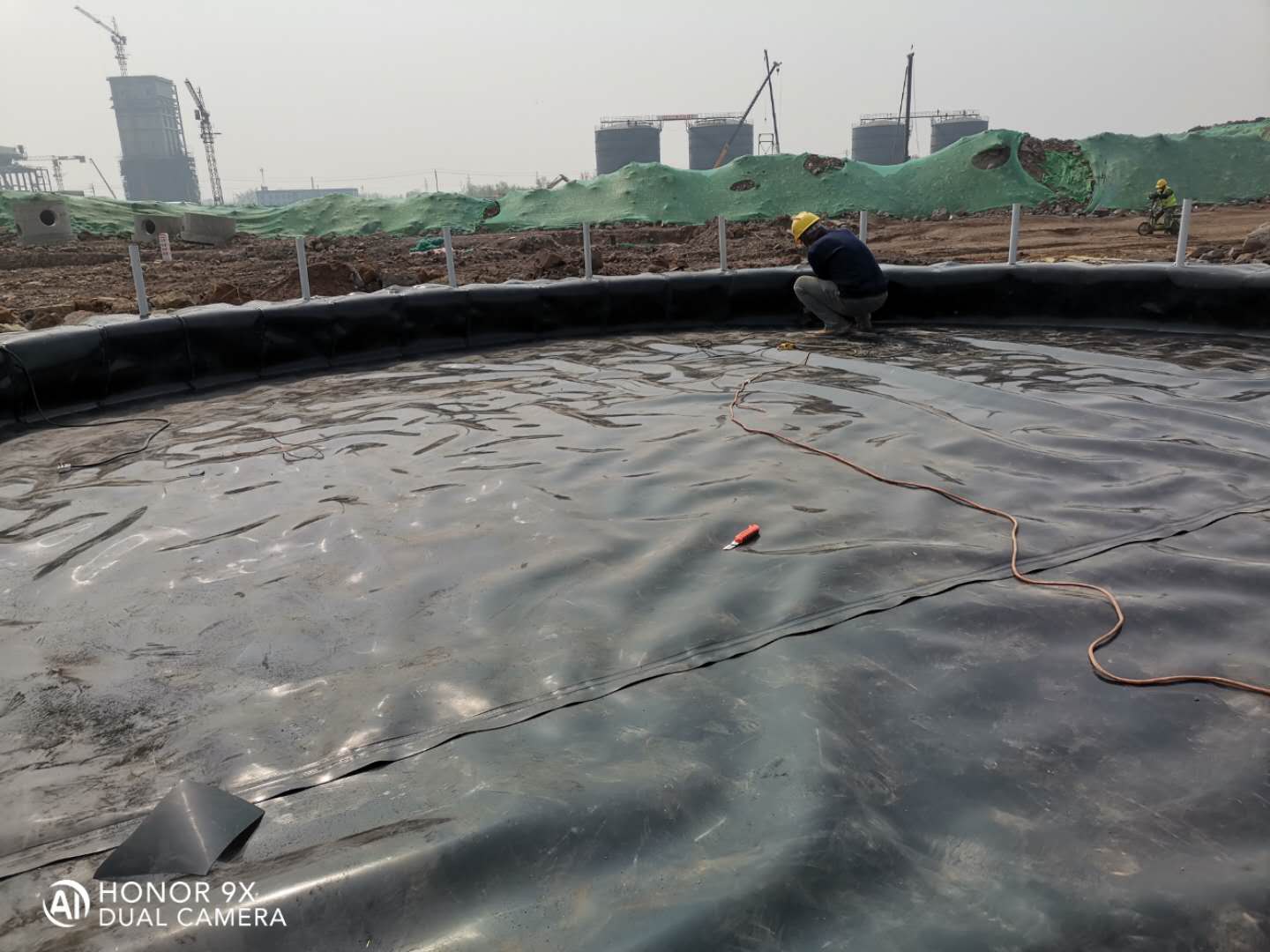 04mm糙面防滲膜價(jià)格