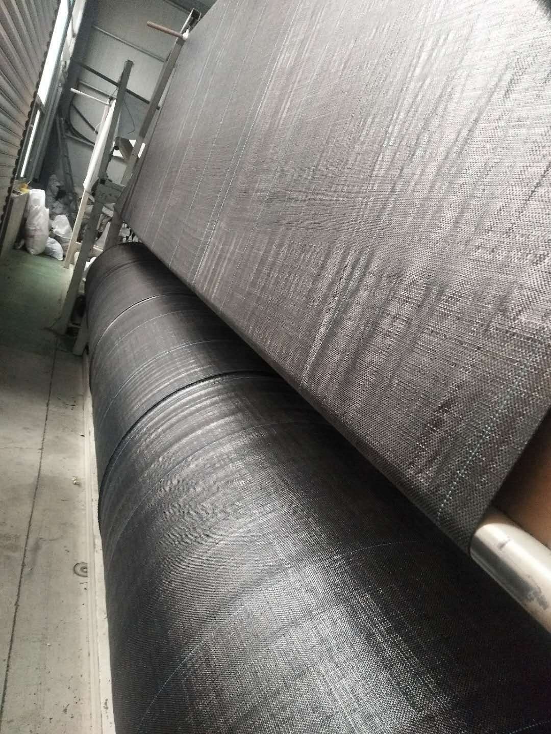 200g生產(chǎn)土工布表