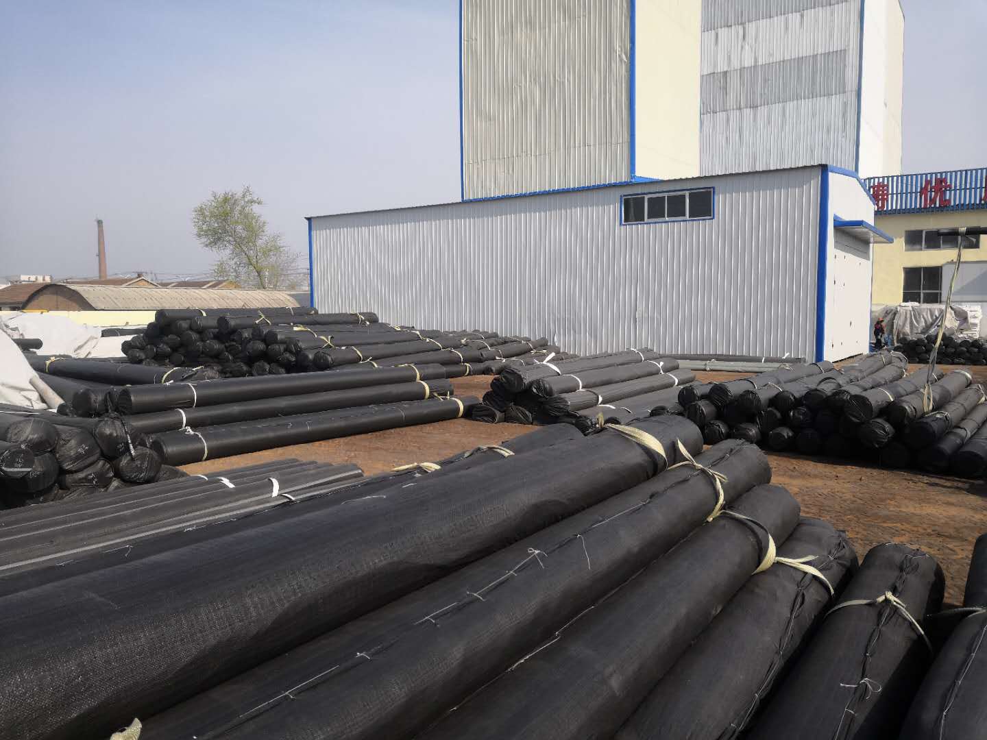 400g路面土工布價(jià)格是多少